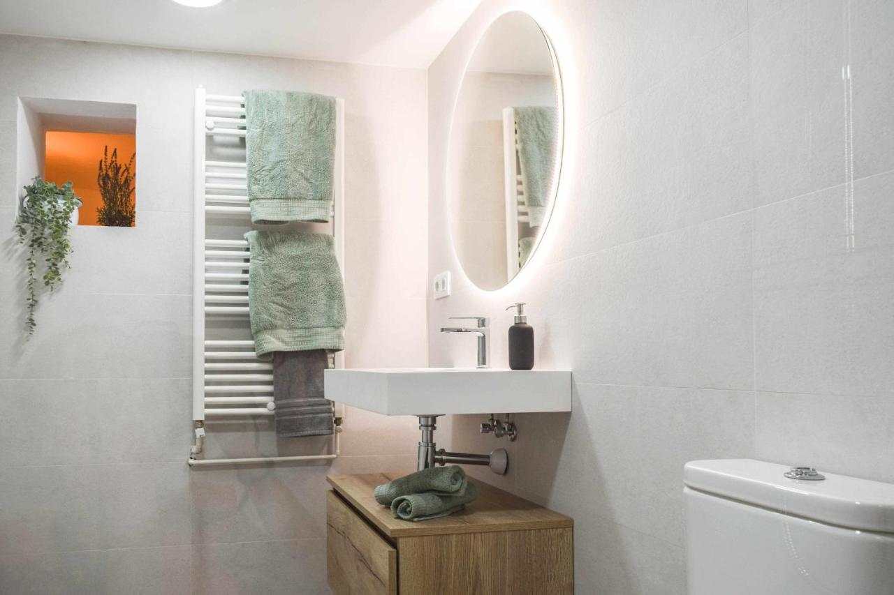Casa Estudio En El Centro Del Pueblo *